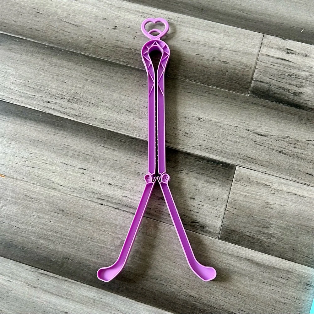 Set of Four Acrylic Plastic Boot Hangers Shoe Storage w/ Heart Detail